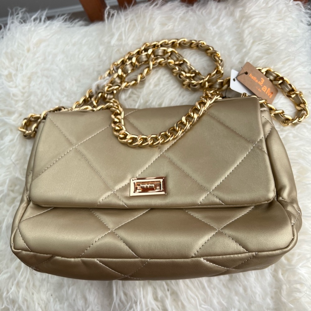 Quilted Gold Chain Shoulder Bag - Unbranded